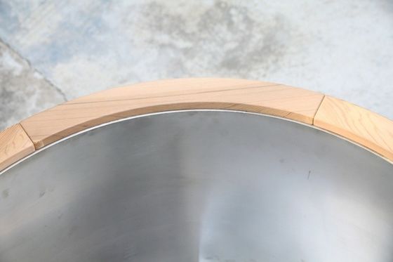 Modern Red Cedar Wooden Ice Bath with Cooling System for Sports Recovery