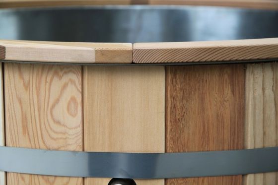 Wooden Ice Bath Barrel with Cedar Finish and Stainless Steel Liner
