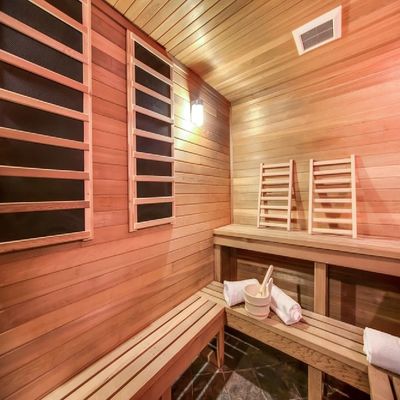Factory Supply Traditional Steam Sauna with Wet Steam and Pure Hemlock Construction