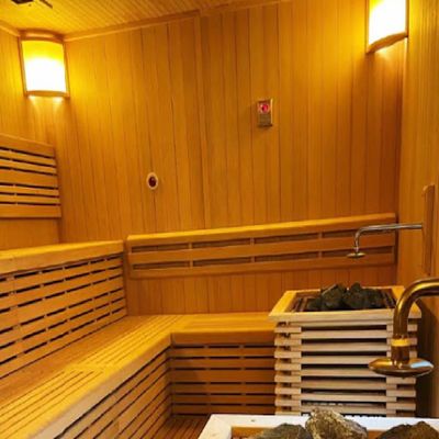 Custom Canadian Red Cedar Sauna Room with Ceramic Heater Tube and 18-65 Temperature Adjustable